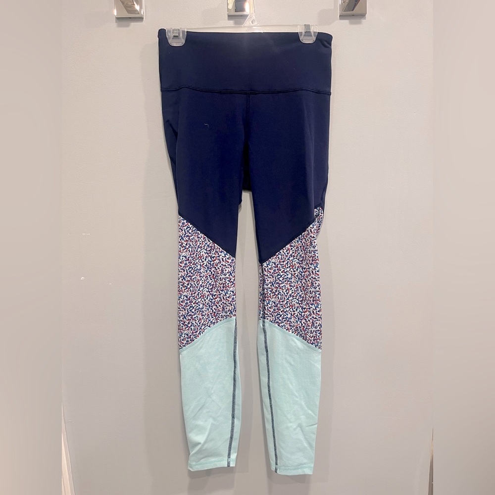 Old Navy ‘Go Dry’ active leggings
